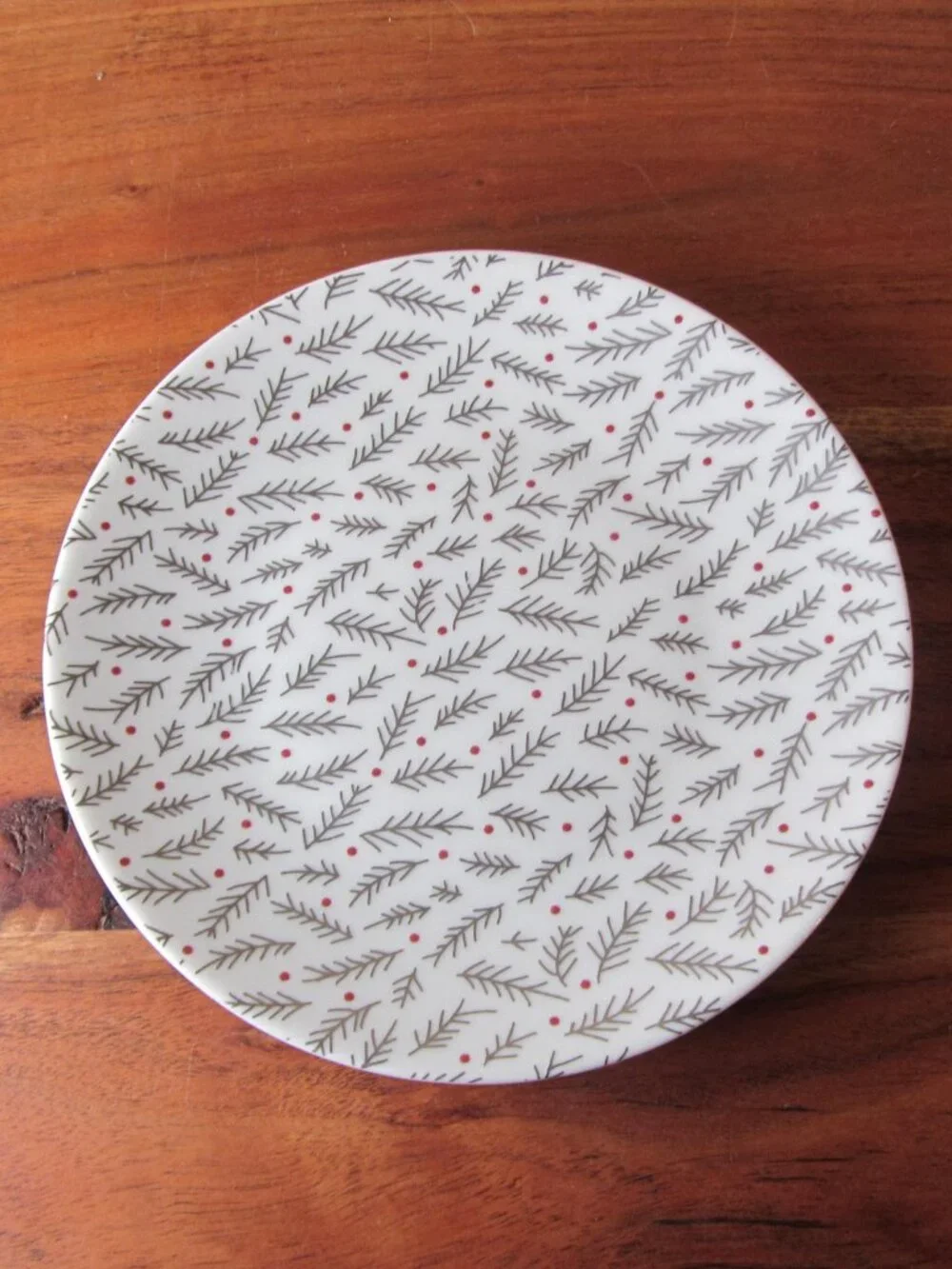 Crate & Barrel Christmas Holiday Appetizer Plates Set of 4 Evergreen (W6628)